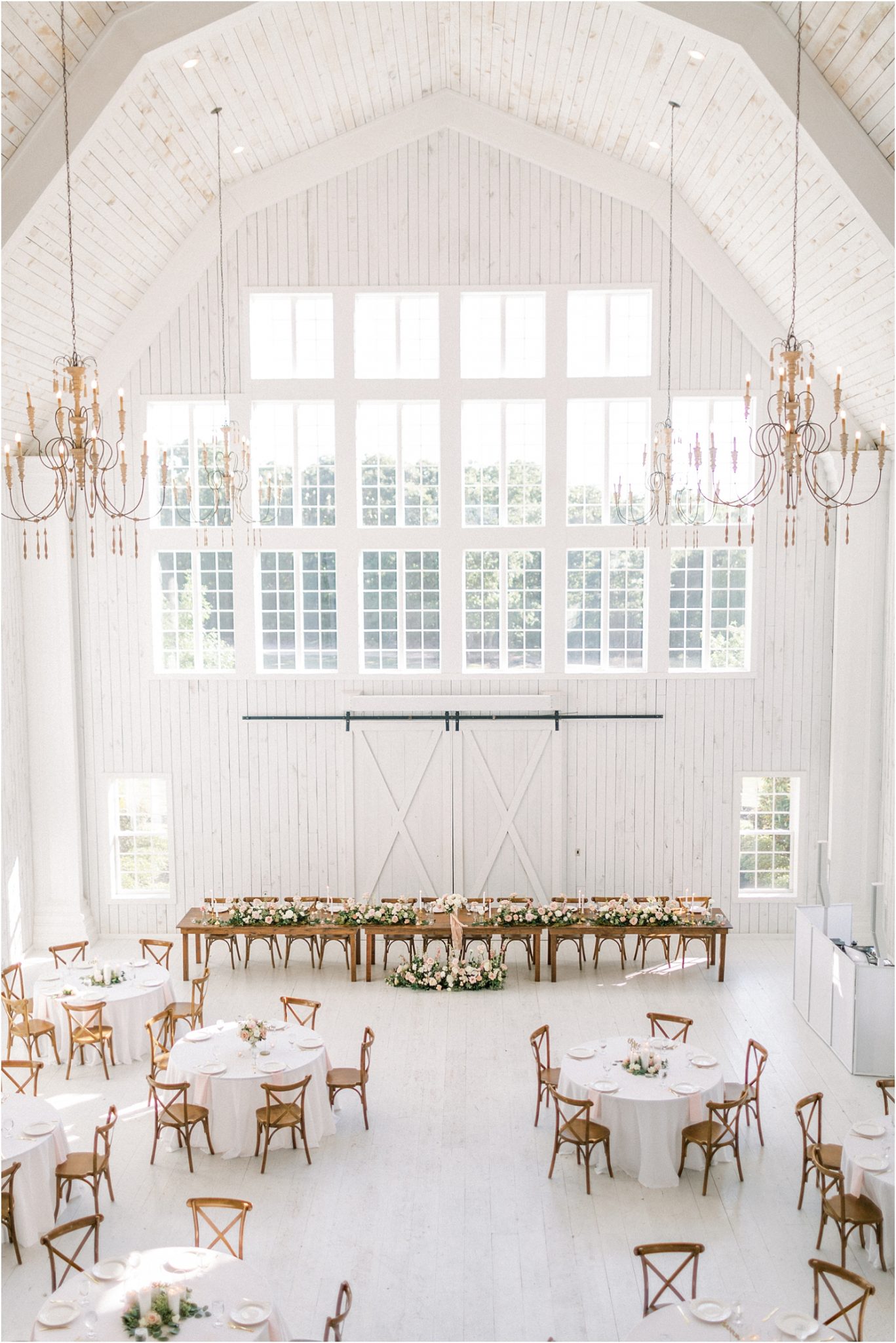 Whimsical White Sparrow Barn Wedding | Lindsay + Scott